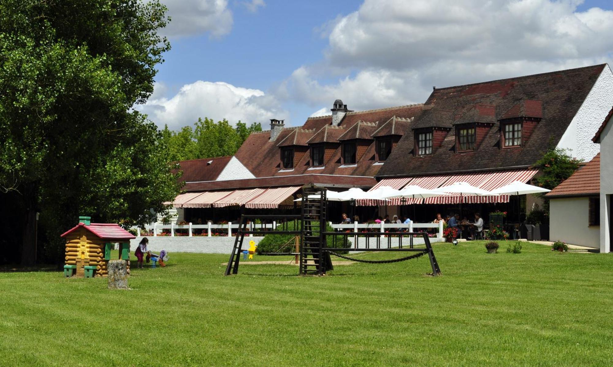 Hotel Restaurant Le Relais De Pouilly Eksteriør bilde