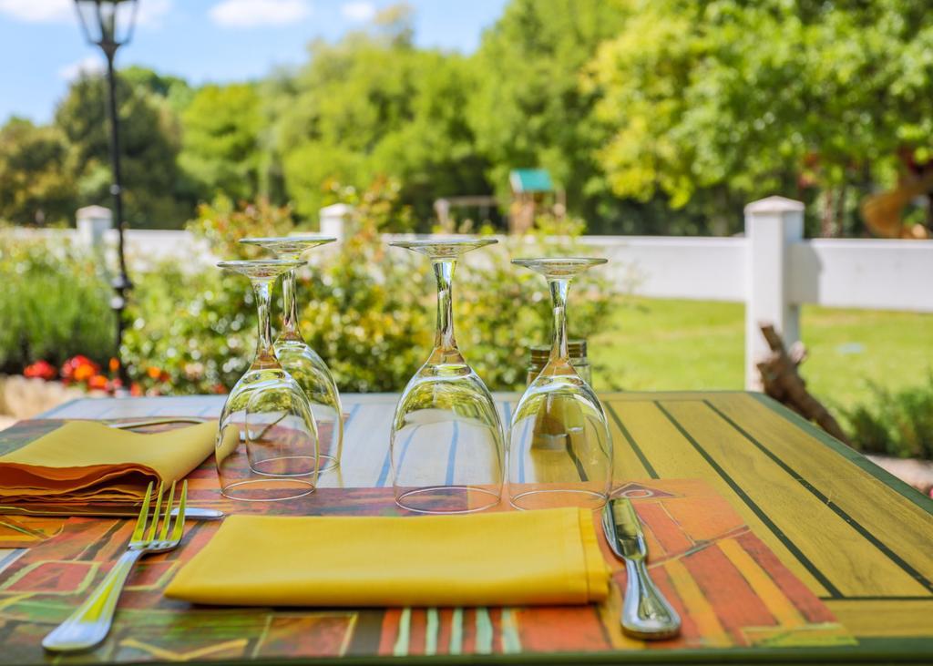 Hotel Restaurant Le Relais De Pouilly Eksteriør bilde